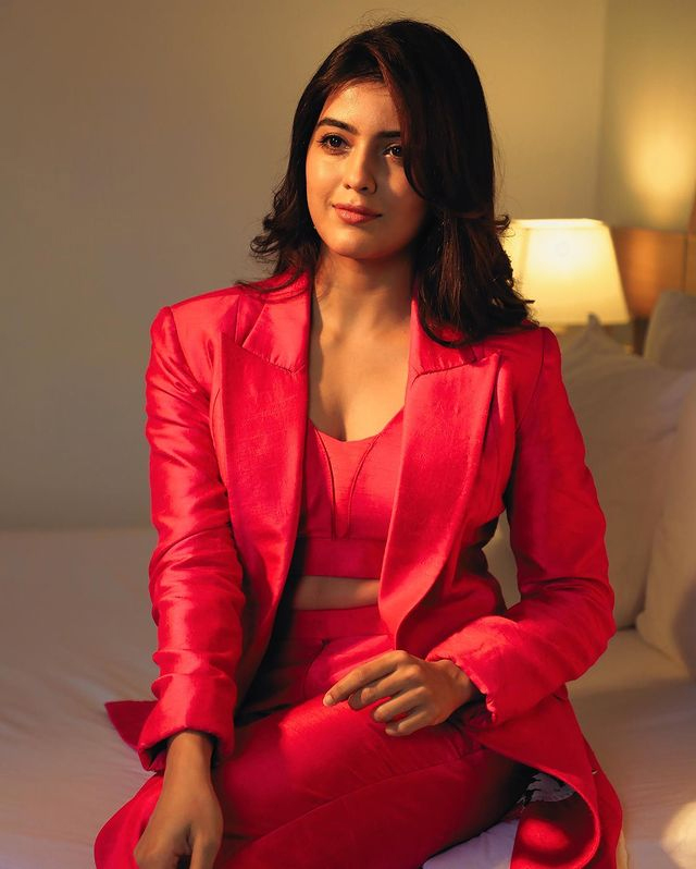 Amritha Aiyer: Black Dress, Bold Beauty