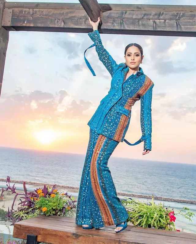 Nushrratts Intensive Style Avatar