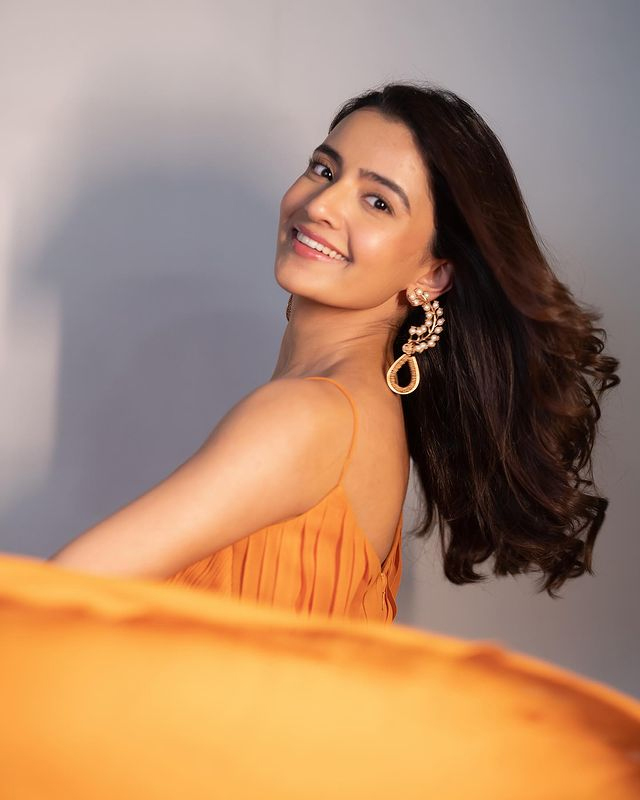 Rukshar Dhillon Slays This Stunning Bikini Blue