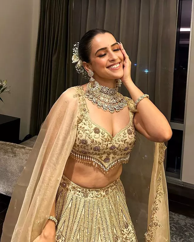 Sanya Malhotra Makes a Splash in Stunning Bikini Pic