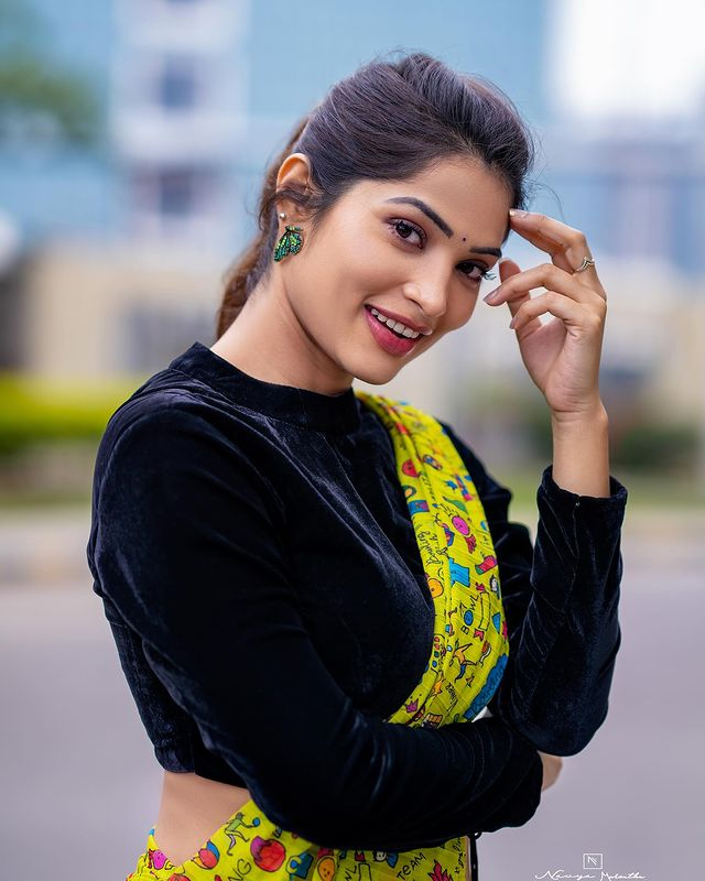 Subhashree Rayaguru Ditches the Anchor Look, Embraces Glam in Pink