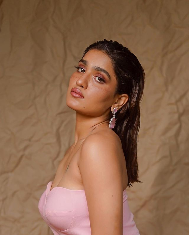 Saniya Iyappans Instagram Pics Set Trends Saniya Iyappans Instagram Pics Set Trends