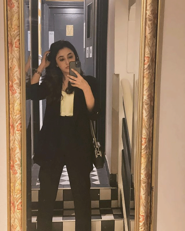 Priyanka Mohans Black Look is a Vibe!