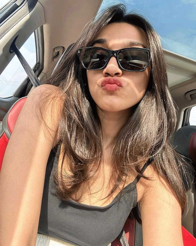 Nuvekshas White Hot Look is Giving Us All the Heart Eyes! Nuvekshas White Hot Look is Giving Us All the Heart Eyes!