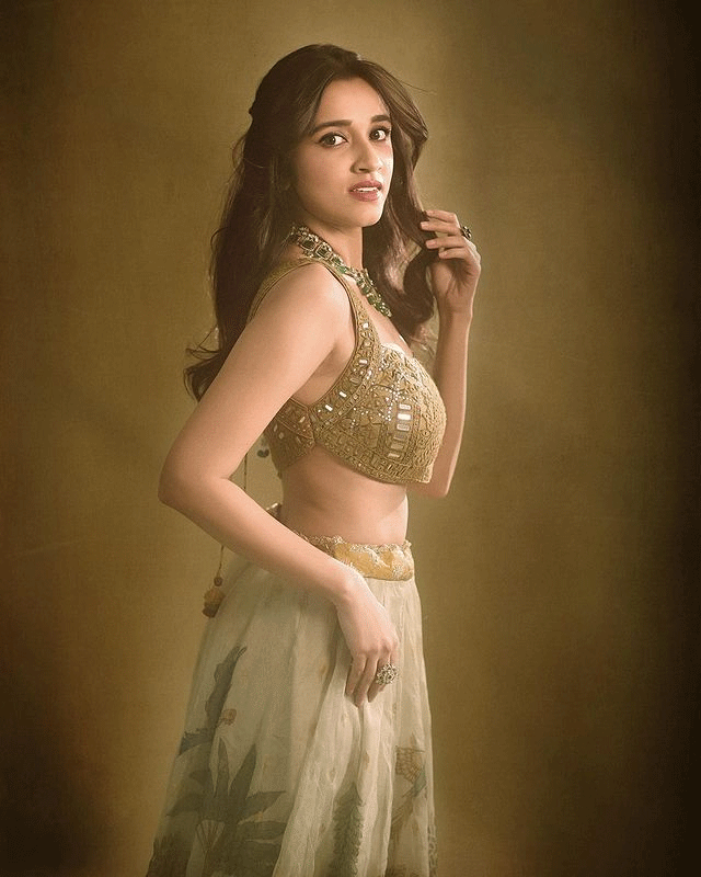 Nuvekshas White Hot Look is Giving Us All the Heart Eyes! Nuvekshas White Hot Look is Giving Us All the Heart Eyes!