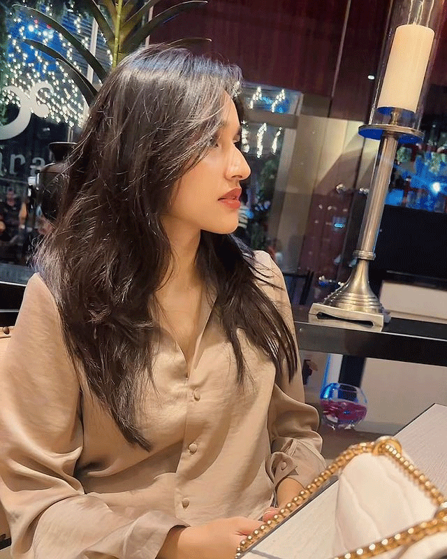 Nuvekshas White Hot Look is Giving Us All the Heart Eyes!