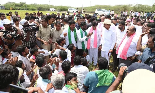 కేసీఆర్ ప‌ర్య‌ట‌న‌లో జేబు దొంగ‌లు.. ఏం జ‌రిగిందంటే!