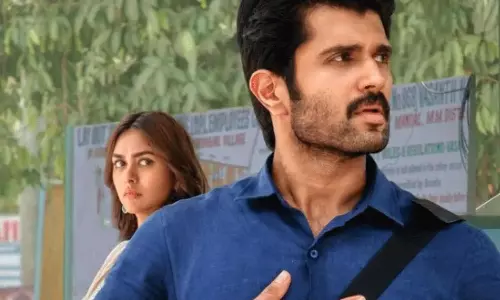 ఫ్యామిలీ స్టార్గా మెరిసిన రౌడీ స్టార్!