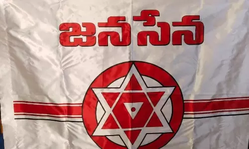 కృష్ణా గ‌డ్డ‌పై జ‌న‌సేన జెండా ప‌ట్టేదెవ‌రు.. క‌ట్టేదెవ‌రు?