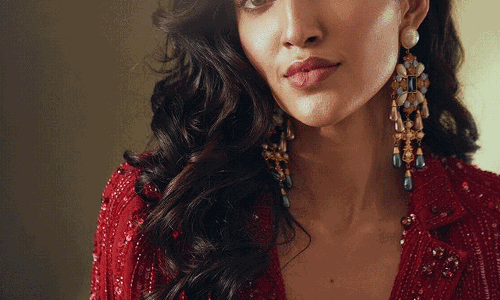 Neha Shetty Stuns in Red: Instagram Pics Wow Fans!