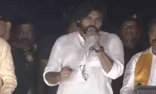 జగన్ మీద ఓ రేంజిలో రెచ్చిపోయిన పవన్ ! జగన్ మీద ఓ రేంజిలో రెచ్చిపోయిన పవన్ !