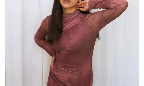 Shriya Pilgaonkars Mesmerizing Photoshoot Raises the Heat