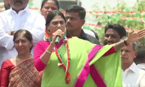 ఇలానే మాట్లాడితే.. ష‌ర్మిల‌కు షాక్ త‌ప్ప‌దు!