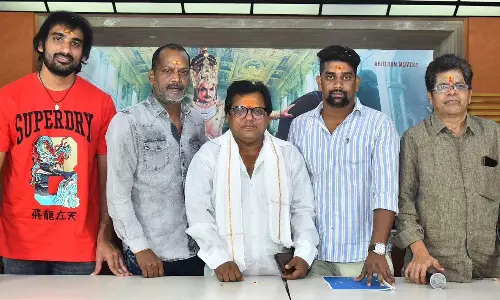 ఇండ‌స్ట్రీలో స్టార్ క‌మెడియ‌న్ మేన‌ల్లుడు!