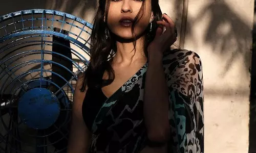 Sara Ali Khans Stunning Blue Saree Photos