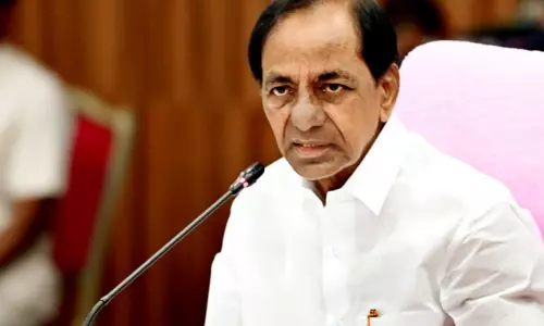 అన‌ర్హ‌త వేటు ఇప్పుడు గుర్తుకొచ్చిందా కేసీఆర్‌?