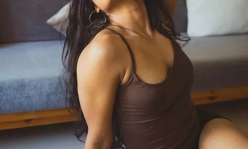 Chaithra J Achars Sizzling Style: Wet Hair Poses