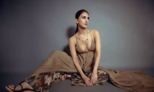 Vaani Kapoor Stuns in a Chic Maxi Dress!