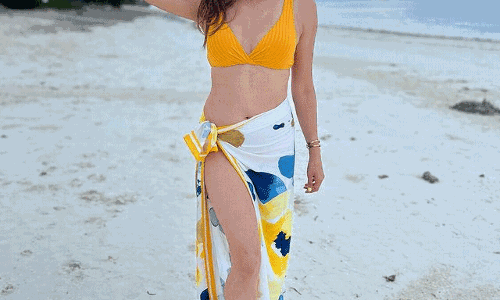 Pooja Batras Stunning Photos Collection