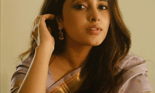 Priyanka Mohan Sizzles in Six Yards Priyanka Mohan Sizzles in Six Yards