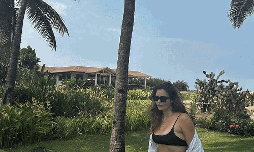 Gabriellas Drippin in Chic Style