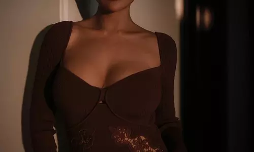 Esha Gupta Radiants In Style!