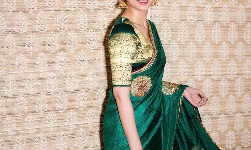Aditi Rao Hydari Looks Amazing in Green Saree Pics!