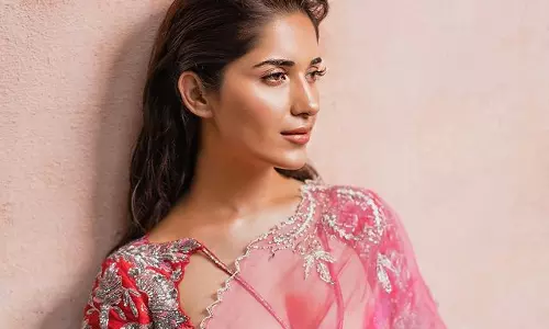 Ruhani Sharmas Pink Saree Look Wows Fans