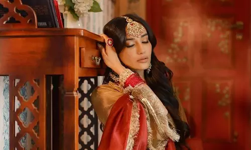 Surbhi Jyotis Instagram Posts: A Love Affair with Fans