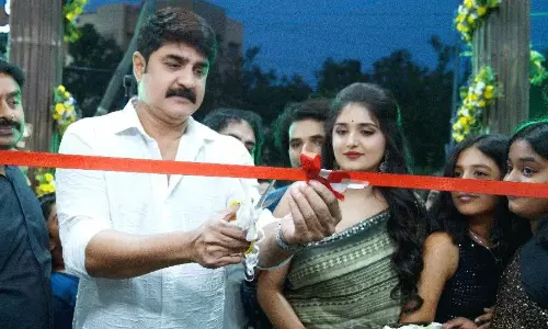 హీరో శ్రీ‌కాంత్ చేతుల మీదుగా.. బాబాయ్‌ హోటల్ లాంచ్‌