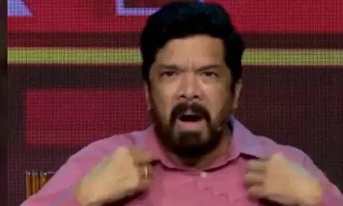 రాత్రి 9 తర్వాత పవన్ నుంచి ఫోన్... గట్టిగా ఇచ్చిపడేశానంటున్న పోసాని! రాత్రి 9 తర్వాత పవన్ నుంచి ఫోన్... గట్టిగా ఇచ్చిపడేశానంటున్న పోసాని!