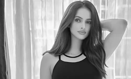 టెలివిజన్ బ్యూటీ.. బికినీ కంటే అందంగా..
