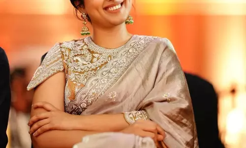 Siddhi Idnani: Dimple Girls Simple Beauty