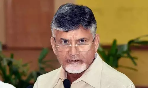 ఫ్లో లో పవన్ కి షాక్ ఇచ్చేసిన బాబు !?