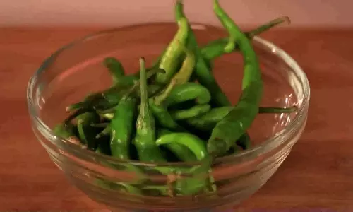 పచ్చి మిర్చీ నీళ్లు తాగితే ...