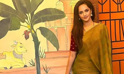 జ్యోతి రాయ్.. ఇలా చాలా రేర్!