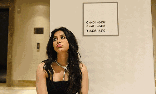 Nabhas Unforgettable Day Out: A Stylish Journey in Black