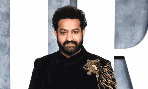 తార‌క్ స్పెష‌ల్  ట్రీట్ కోసం ఫ్యాన్స్ వెయిటింగ్!