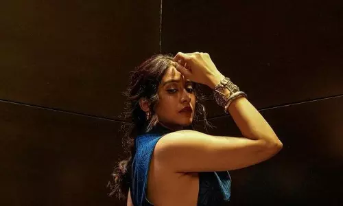 రెజీనా స్టైలిష్ లుక్ కుర్రాళ్ల‌లో కాక పుట్టించేలా!