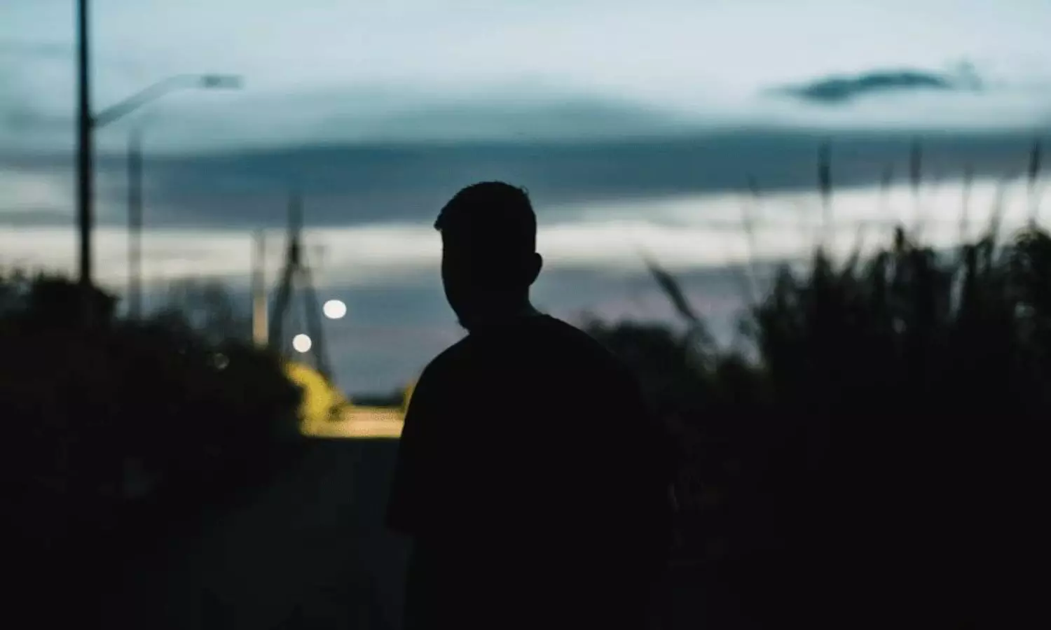 ఏపీ ఎన్నికలు.. రంగంలోకి మరో యంగ్ హీరో ఏపీ ఎన్నికలు.. రంగంలోకి మరో యంగ్ హీరో