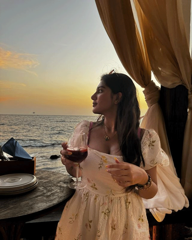 Supritha Naidus Stunning Sunset Soiree Supritha Naidus Stunning Sunset Soiree