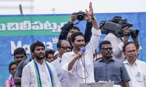 లబ్ధిదారులకు బ్యాడ్  న్యూస్... ఏపీలో ఆ పథకాల నిధుల విడుదలకు బ్రేక్..!