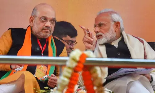 మోడీ అమిత్ షా : ఏపీలో ఆ మాటెత్తలేదెందుకో...!?