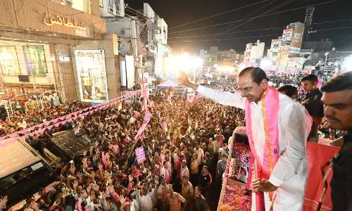 తెచ్చుడు మాటలు చెప్పే కేసీఆర్.. ఇచ్చుడు మాటల మాటేంది?