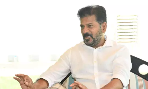 చంద్రబాబును గురువంటే .. !