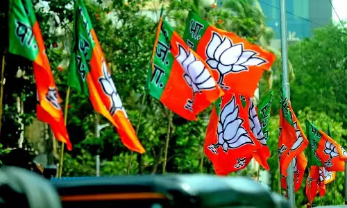 బీజేపీ : సిట్టింగ్ మే దడ దడ ! బీజేపీ : సిట్టింగ్ మే దడ దడ !