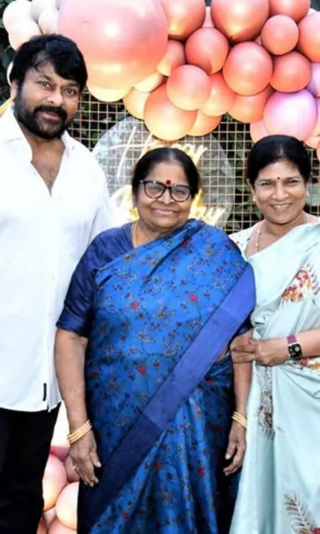 Mothers day special: Our celebrities with their Mothers