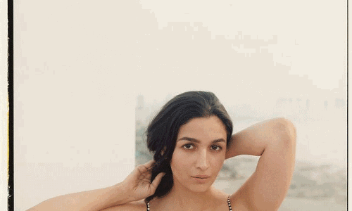 Alia Bhatts New Look Stuns All