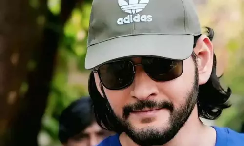 SSMB29.. లుక్కు తోనే కిక్కు ఇచ్చేలా..!