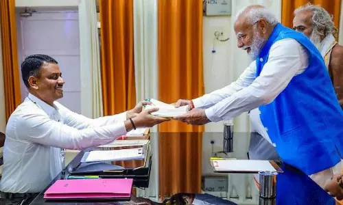 నాలుగు ఉంగరాలతో కలిపి మోడీ ఆస్తుల వివరాలివే!